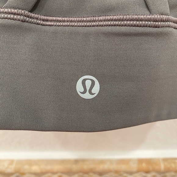 Lululemon Energy High-Neck Longline Tough Bra *Medium Support, B–D Cups size 8 - Picture 5 of 6